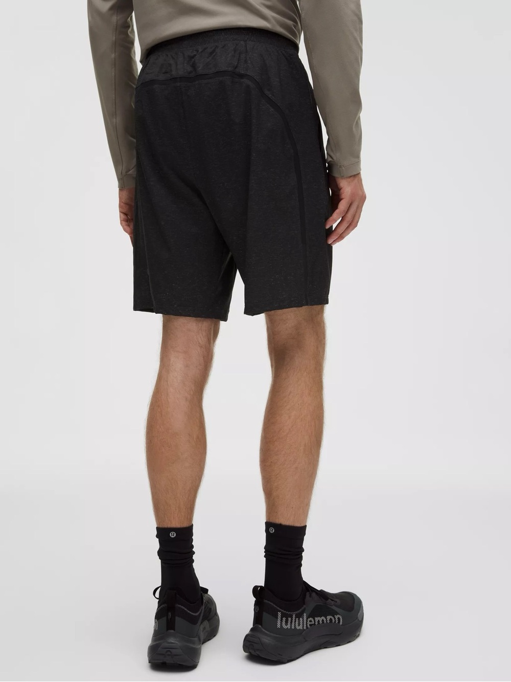 K132 LULULEMON Pace Breaker Shorts